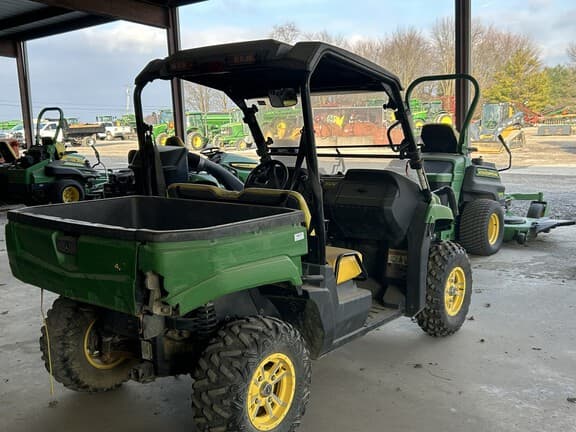 Image of John Deere XUV 550 equipment image 3