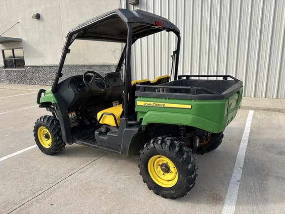 Image of John Deere XUV 550 equipment image 3