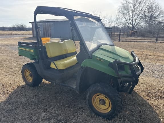 Image of John Deere XUV 550 equipment image 3