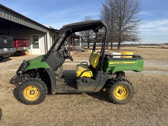 2013 John Deere XUV 550 Equipment Image0