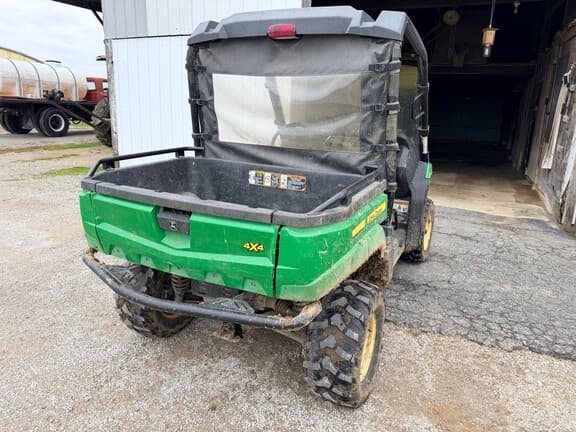 Image of John Deere XUV 550 equipment image 4