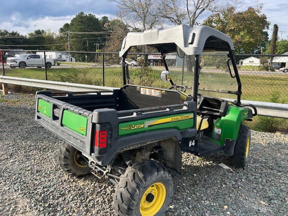 Image of John Deere XUV 625i equipment image 4