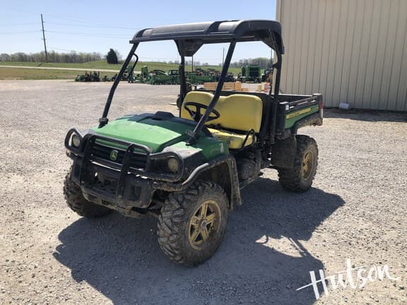 Image of John Deere Gator XUV 825i equipment image 1