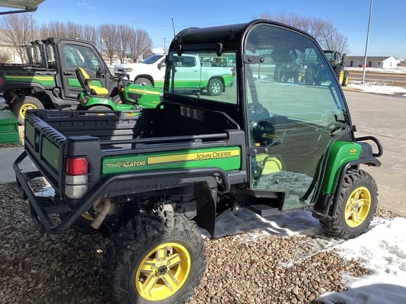 Image of John Deere Gator XUV 825i equipment image 3