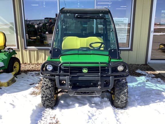 Image of John Deere Gator XUV 825i equipment image 1
