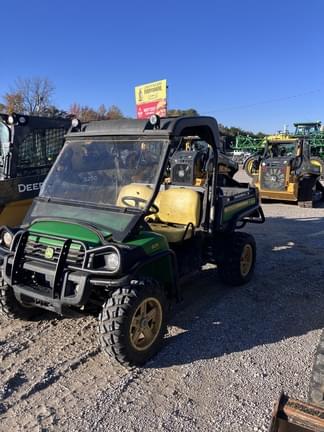 Image of John Deere Gator XUV 825i equipment image 2