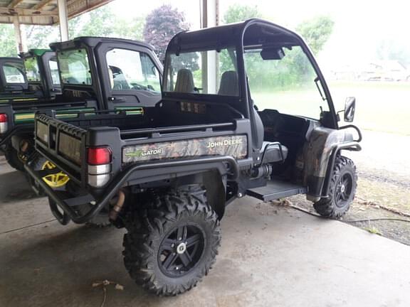 Image of John Deere Gator XUV 825i Primary image