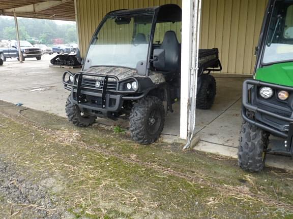 Image of John Deere Gator XUV 825i equipment image 2