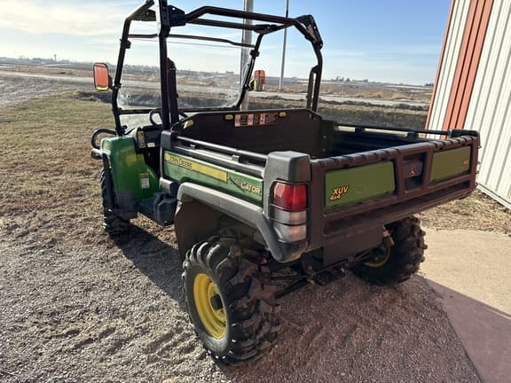 Image of John Deere Gator XUV 825i equipment image 2