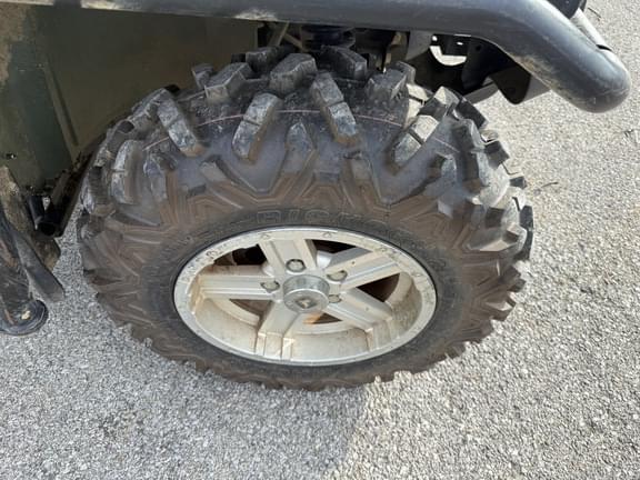 Image of John Deere Gator XUV 825i equipment image 4