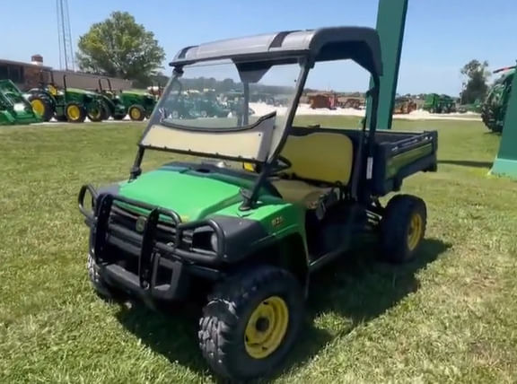 2013 John Deere Gator XUV 825i Equipment Image0