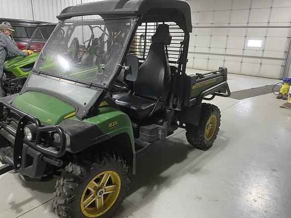 Image of John Deere Gator XUV 825i equipment image 1