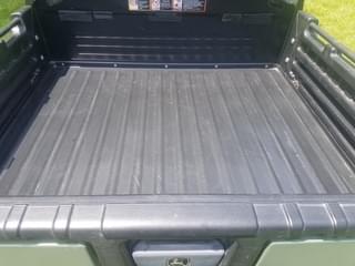 Image of John Deere Gator XUV 825i equipment image 2
