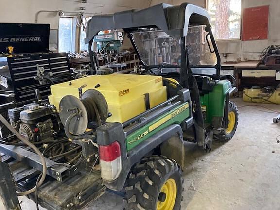 Image of John Deere Gator XUV 825i equipment image 1