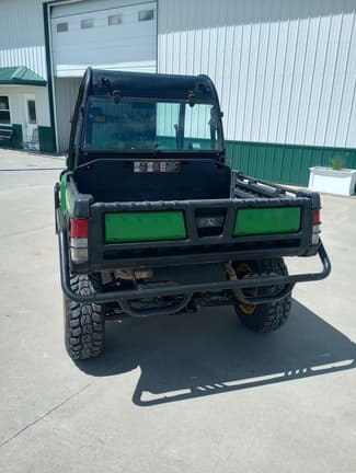 Image of John Deere Gator XUV 825i equipment image 4