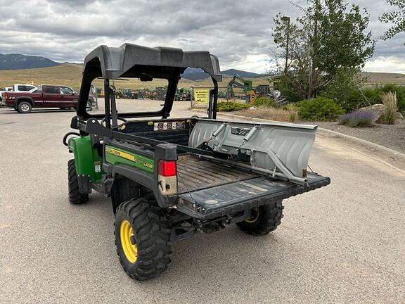 Image of John Deere Gator XUV 825i equipment image 1