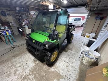 Main image John Deere Gator XUV 825i