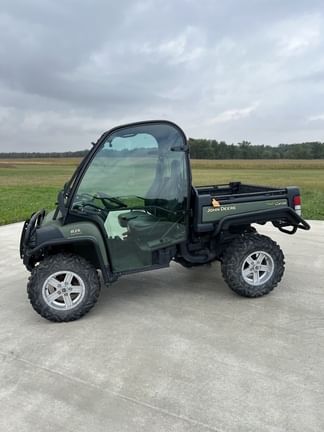 Main image John Deere Gator XUV 825i