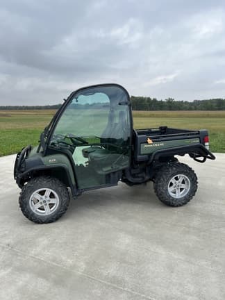 Main image John Deere Gator XUV 825i