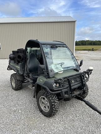 Image of John Deere Gator XUV 825i equipment image 2