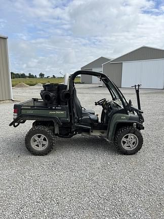 Image of John Deere Gator XUV 825i equipment image 4