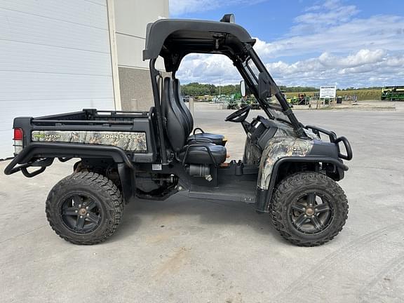 Image of John Deere Gator XUV 825i equipment image 1