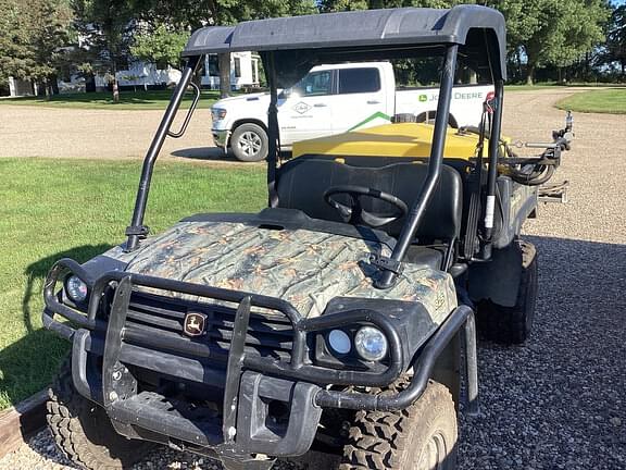 Image of John Deere Gator XUV 825i equipment image 2