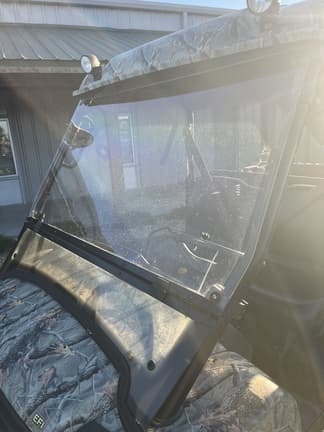 Image of John Deere Gator XUV 825i equipment image 2