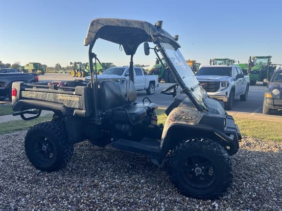 Image of John Deere Gator XUV 825i equipment image 3