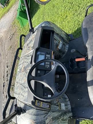 Image of John Deere Gator XUV 825i equipment image 4