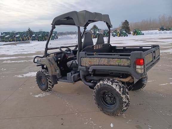 Image of John Deere Gator XUV 825i equipment image 4