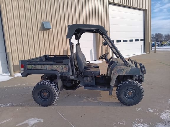 Image of John Deere Gator XUV 825i equipment image 1
