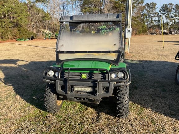 Image of John Deere Gator XUV 825i equipment image 4