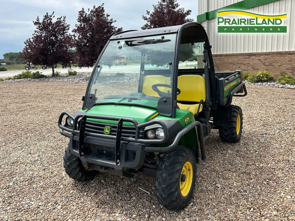 Main image John Deere Gator XUV 825i