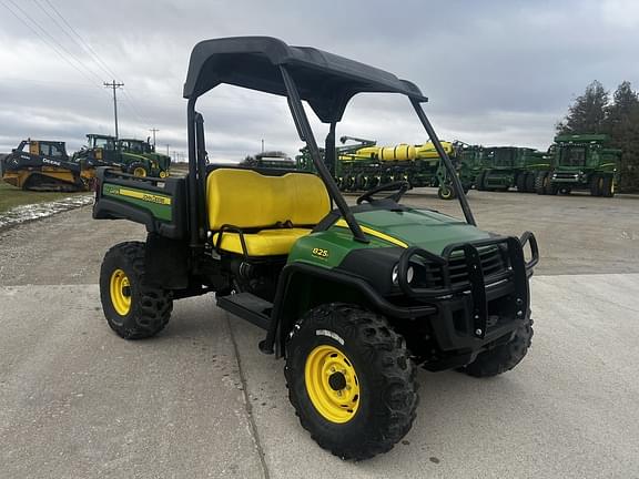 Image of John Deere Gator XUV 825i equipment image 3