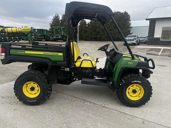 Image of John Deere Gator XUV 825i equipment image 4