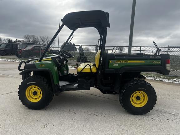 Image of John Deere Gator XUV 825i Primary image