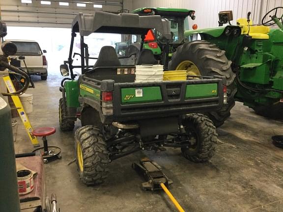 Image of John Deere Gator XUV 825i equipment image 3