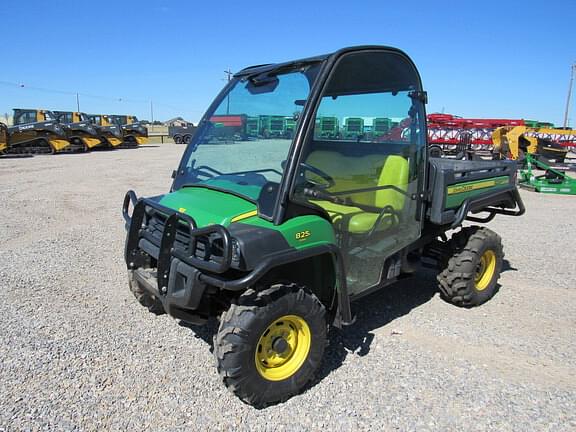 Image of John Deere Gator XUV 825i Primary image