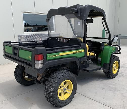 Image of John Deere Gator XUV 825i equipment image 2