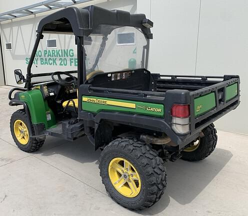 Image of John Deere Gator XUV 825i equipment image 4