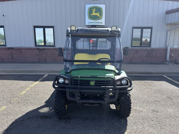 Image of John Deere Gator XUV 825i equipment image 1