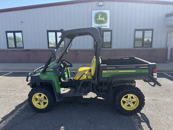 Image of John Deere Gator XUV 825i equipment image 3