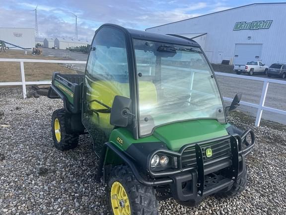 Image of John Deere Gator XUV 825i equipment image 3