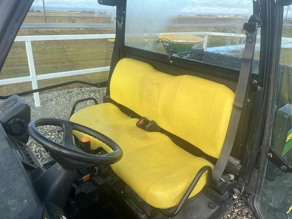 Image of John Deere Gator XUV 825i equipment image 4