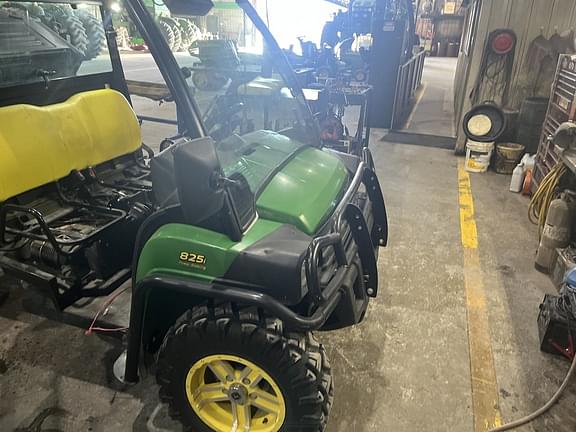 Image of John Deere Gator XUV 825i equipment image 1