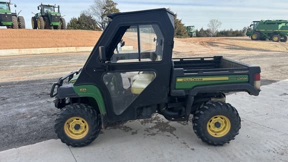 Image of John Deere Gator XUV 825i Primary image