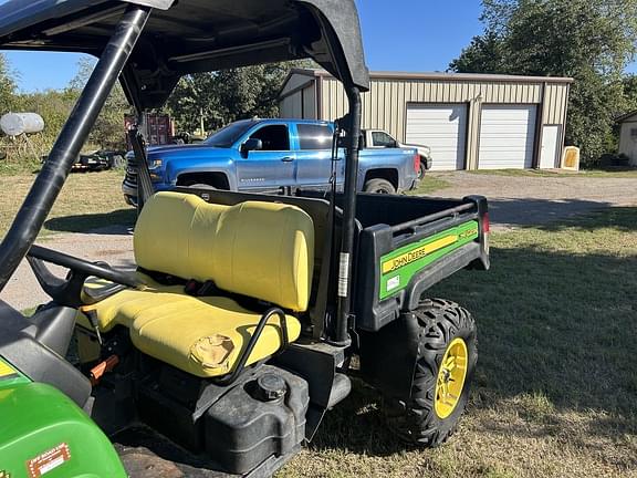 Image of John Deere Gator XUV 825i equipment image 1