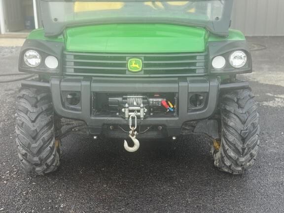 Image of John Deere Gator XUV 825i equipment image 4