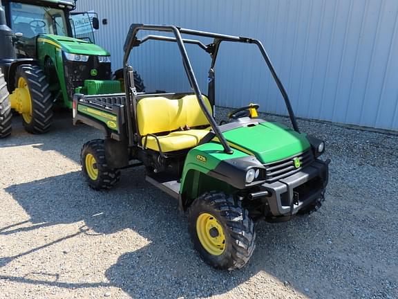 Image of John Deere Gator XUV 825i equipment image 2